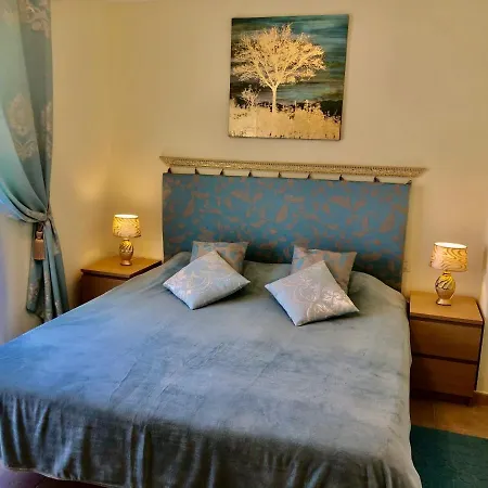 Oasis Fanabe Apartment